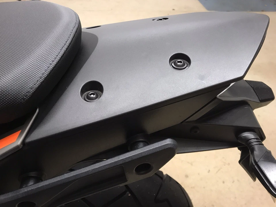 ktm 950 990 Adventure S R Dakar Luggage Rack blanking Delete bolts Lightweight - Image 3 of 4