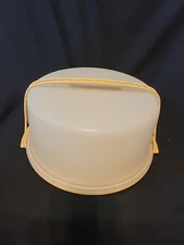 Vtg VERY LARGE Tupperware Cake Saver Carrier Taker Harvest Gold 1256 & Handle