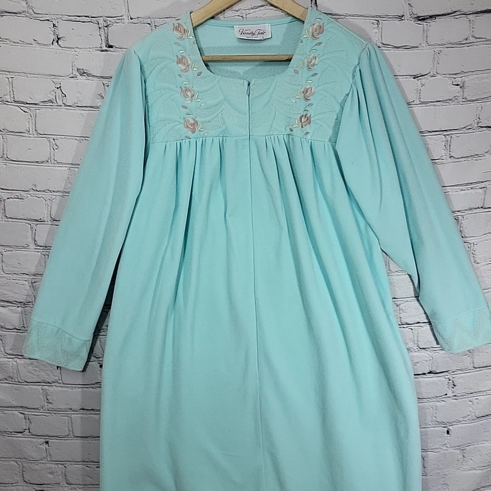 Abrigo de noche vintage Vanity Fair House para mujer L azul polvo 1/4 cremallera - manchado Foto 2 de 4