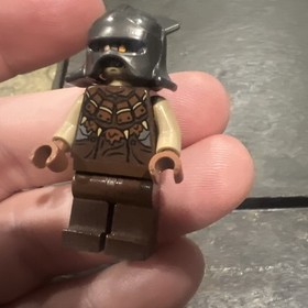 Lego Mordor Orc W Helme 79007 79008 9476 10237 The Lord of the Rings Minifigure