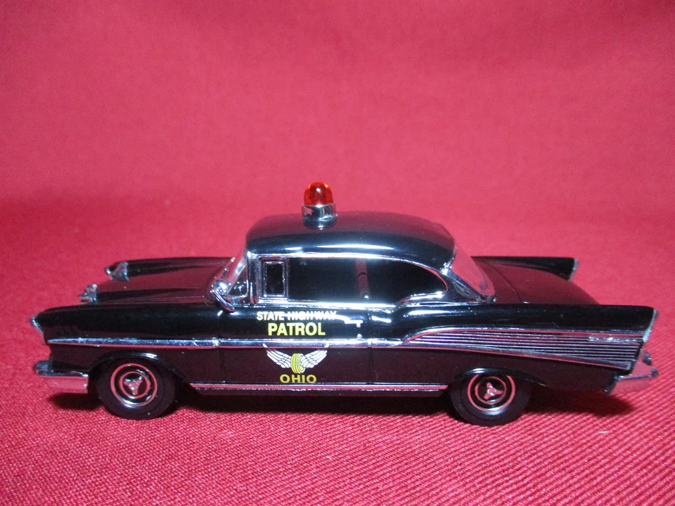 1:43 1957 Chevy Bel Air Ohio Highway Patrol Matchbox USA State Police Car - Image 3 of 4