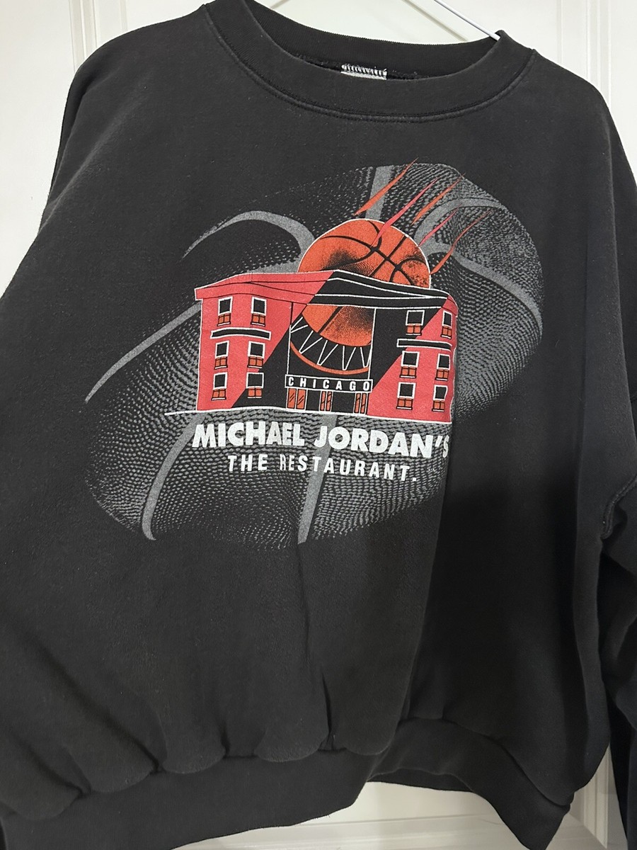 VINTAGE NIKE MICHAEL JORDAN RESTAURANT CHICAGO Sweater 1994 MEDIUM MADE IN USA View 2