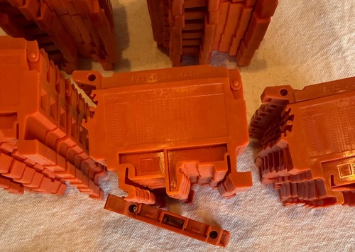 50 Piece Lot Entrelec 105 135 11 Orange Fuse Terminal Block M4/8SF - Picture 8 of 8