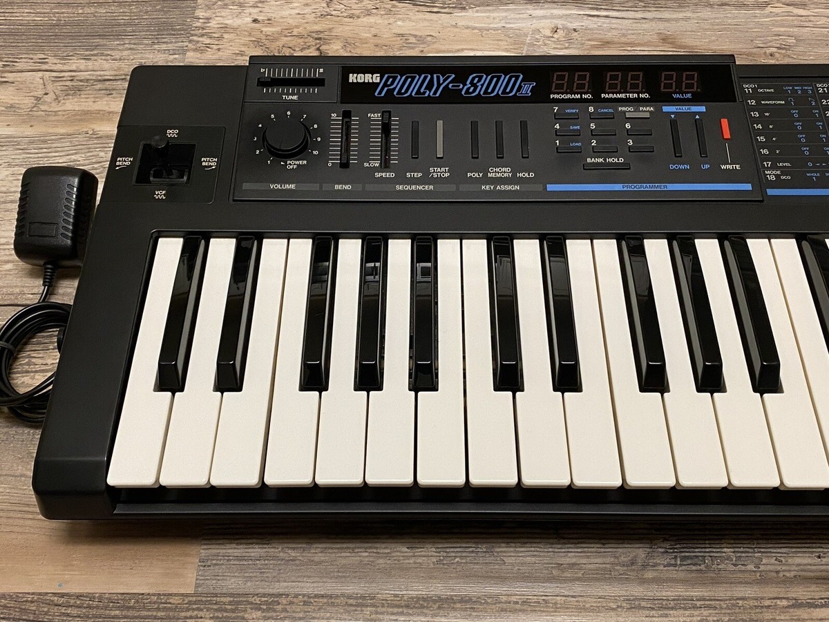 Korg Poly-800 II Additive Square Waveform Polyphonic Synthesizer