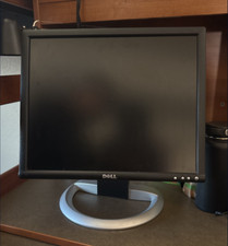 Dell Ultra Sharp 1907FPVT 19-Inch 1280 x 1024 LCD Flat Panel IN GREAT CONDITION