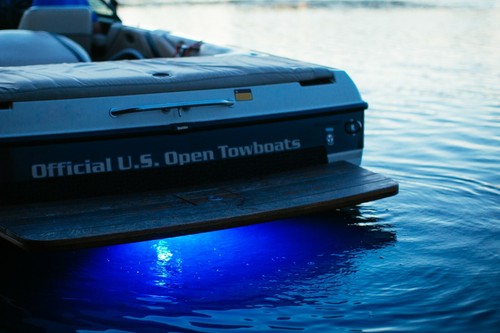 Tidal Wake IP68 Underwater 1/2in Standard Boat Drain Plug LED Light, Blue 74234 - Picture 4 of 4