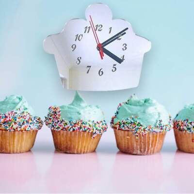 Dekorative Cupcake Wanduhr, mehrfarbige Harz Küchendeko