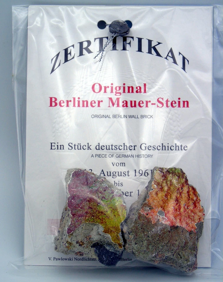Large Authentic Piece of the BERLIN WALL with Certificate of Authenticity - Image 4 of 4