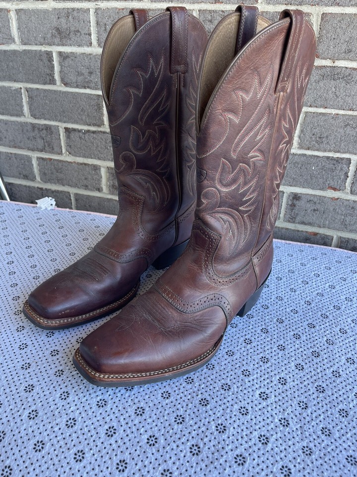 Ariat Mens Heritage Roughstock Narrow Square Toe Western Boots