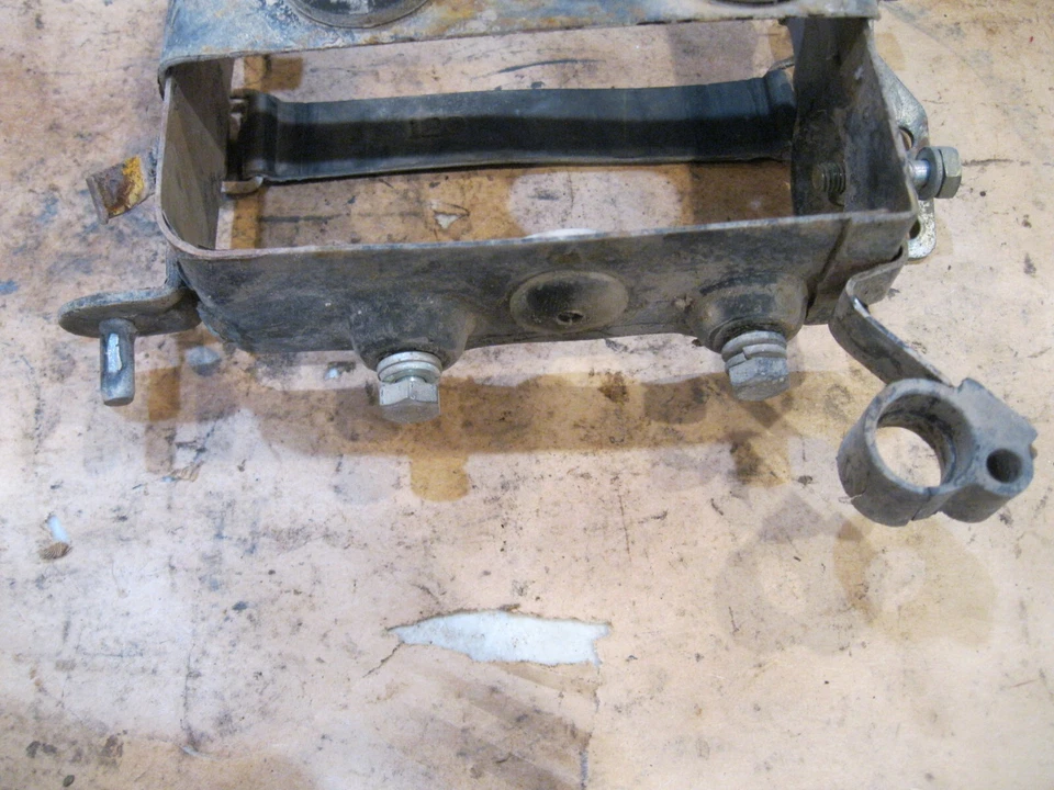 Caja batería Yamaha DT250 1977 Foto 3 de 4