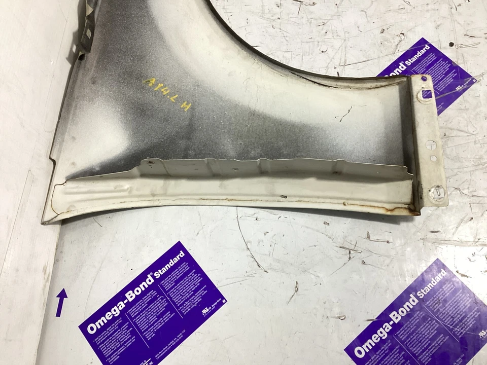 2008- 2013 MERCEDES BENZ C300 Front Left Side Fender Panel A2048810201 OEM . Foto 2 de 4