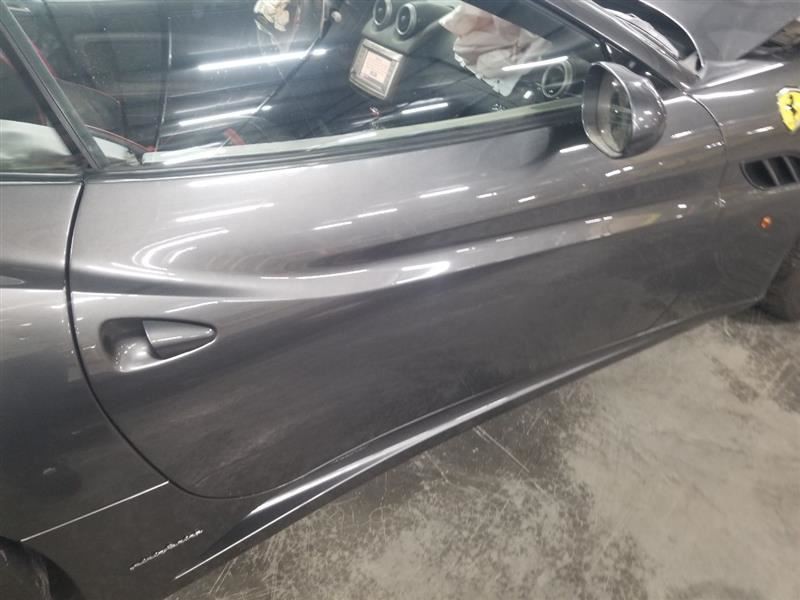 Ferrari California 2012 Front Right Door framework Gray
