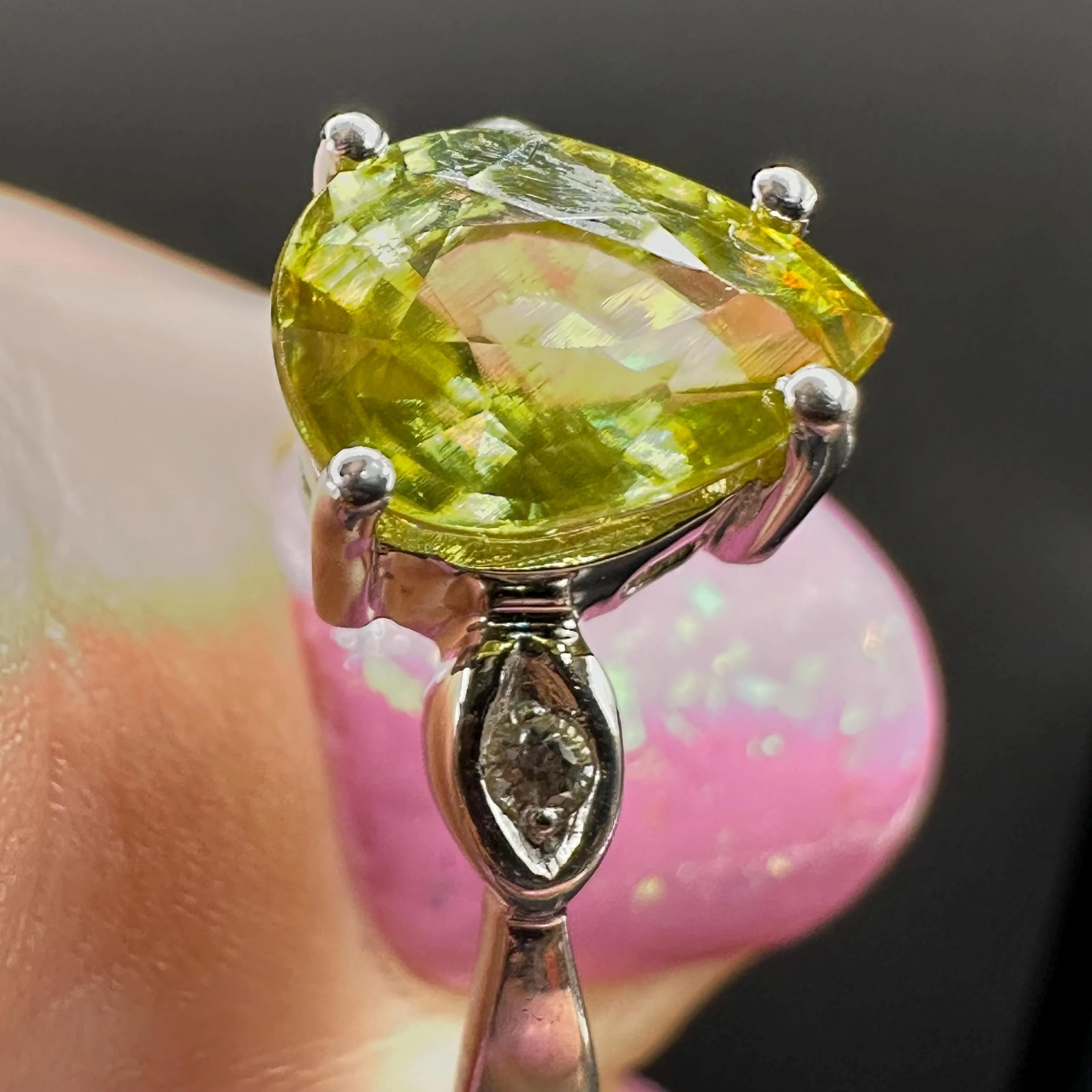 10K Solid Gold Sphene Ring Size 8 - image 7