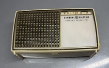 Vintage GE General Electric Deluxe 7 Transistor Radio Untested