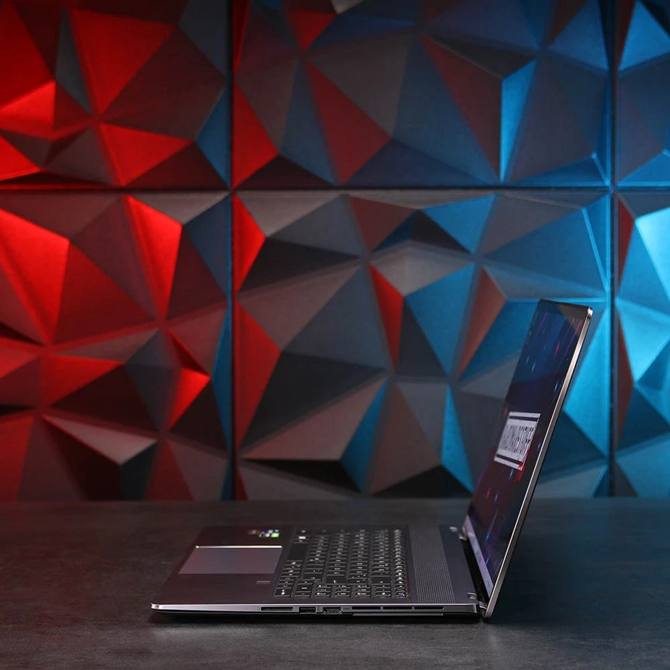 MSI Creator Z17 Gaming Laptop // Core i9-12900H, RTX 3070 Ti, 32 GB RAM, 1TB SSD - Bild 3 von 4