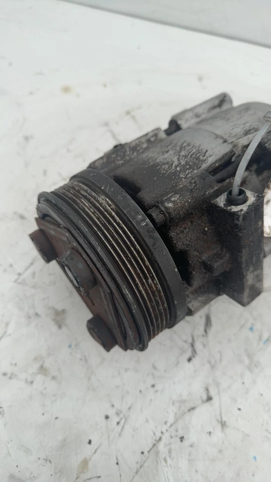 1997 1998 1999 2000 2001 2002 2003 2004 2005 Ford FORD TAURUS A/c Air Compressor - Image 4 of 4