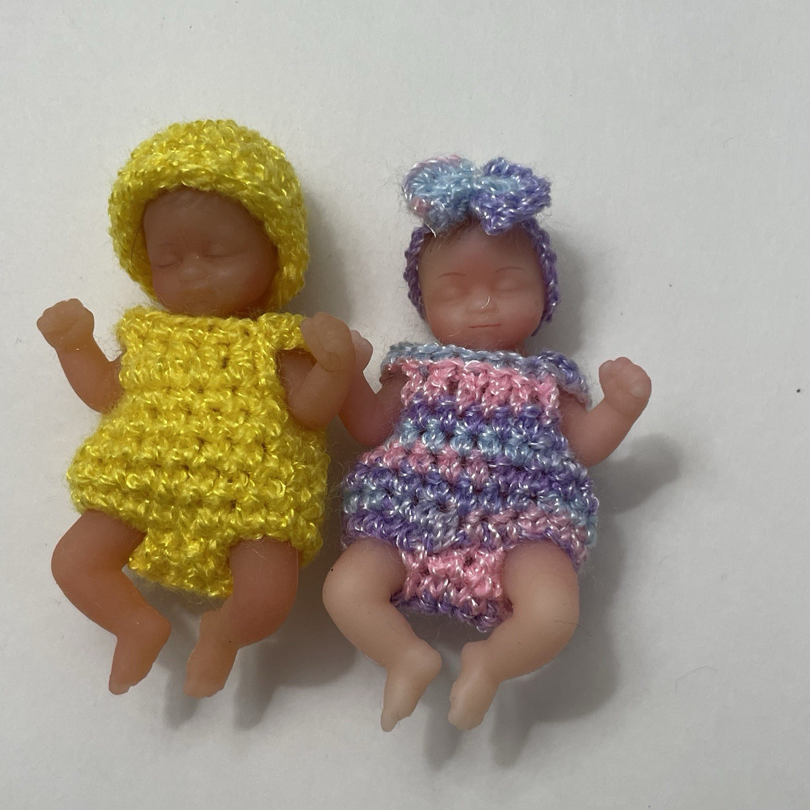 Handmade clothes for Zuru mini baby dolls
