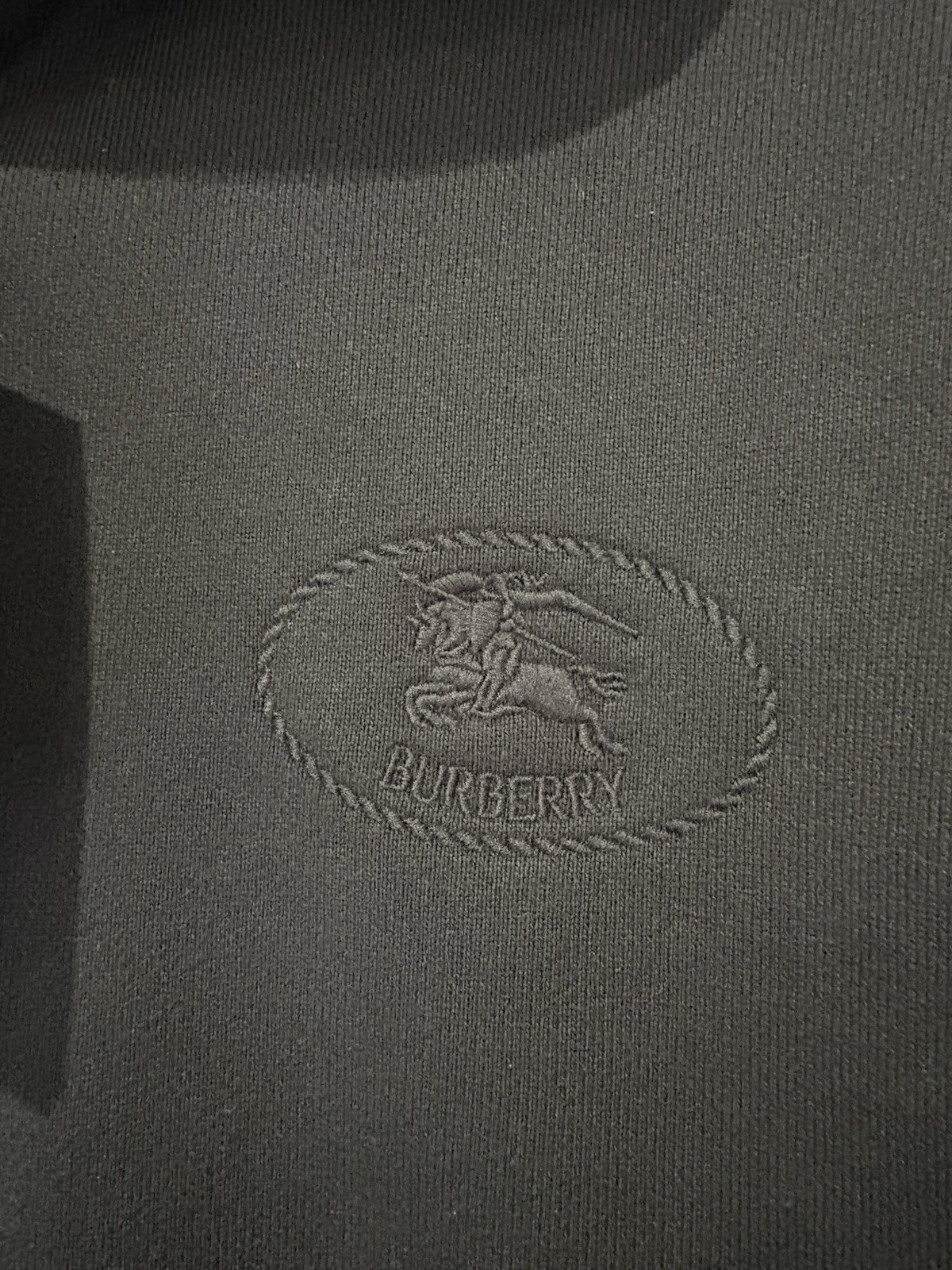 Burberry Mens Sweatshirt. Large. Checked Collar Half Zip Sweatshirt. RRP: £900 image 5