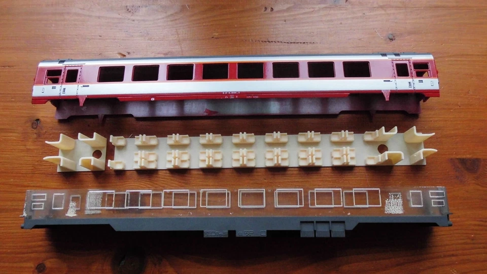 Aménagement intérieur pour voiture GRAND CONFORT SNCF A8tu Couloir Central JOUEF - Photo 2/3