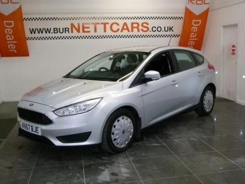 Focus Cars 5 Seats