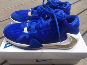 zoom freak 1 hyper royal