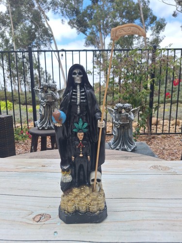 Santa Muerte y Jesús Malverde Color Negro Talla 12"X5" / Estatua de la Santa Muerte - Imagen 3 de 10