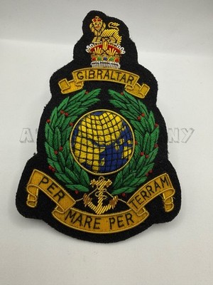 King s Crown The Corps of Royal Marines Green Laurel Embroidered Blazer Badge