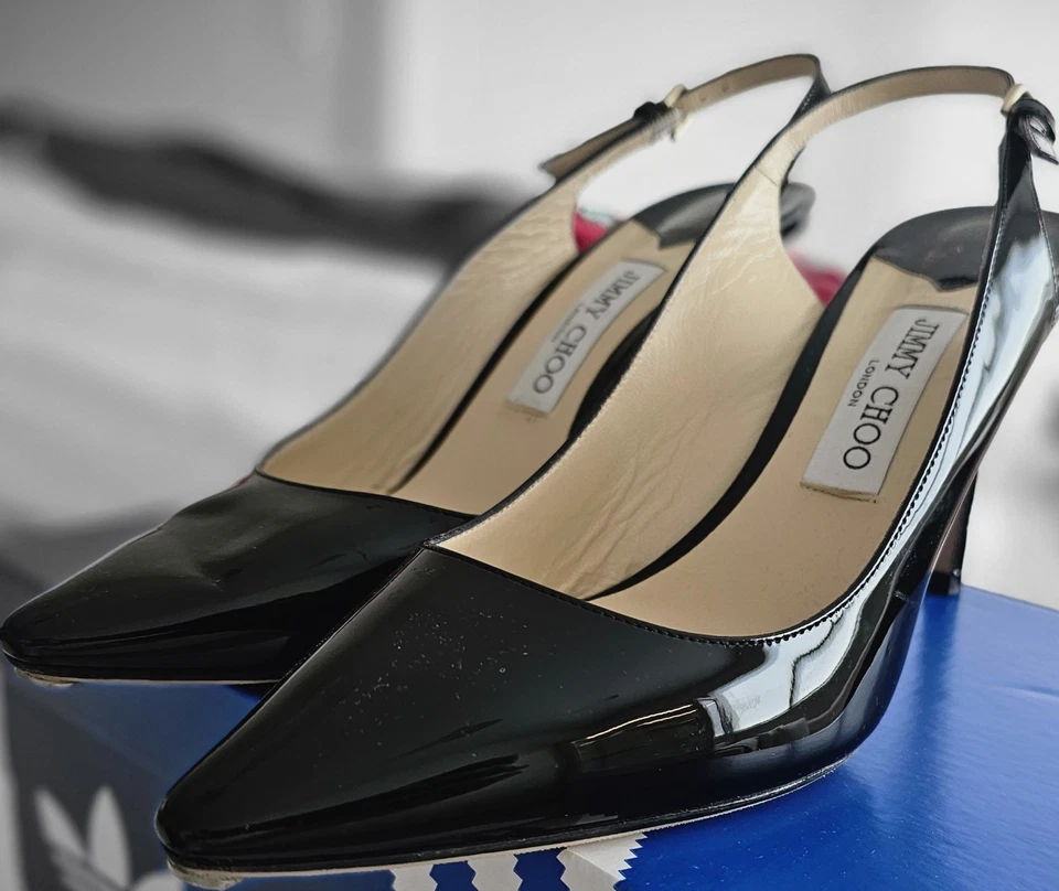 Jimmy Choo 伦敦黑色漆皮露背高跟鞋 41 码 — 第 2/2 张图片