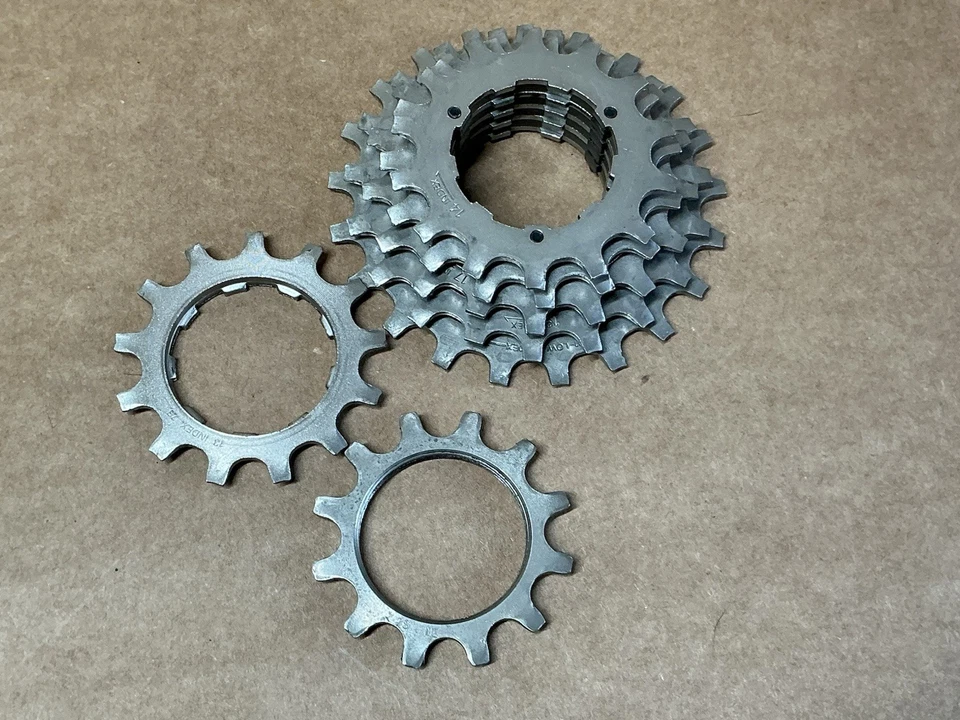 Bicicleta de carretera Shimano 600 Ultegra 7 velocidades Uniglide Cassette 12/21t vintage CS-6400 Foto 4 de 4