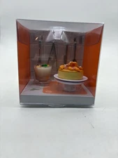 Zuru Mini Brands Looks Like Peach Flan