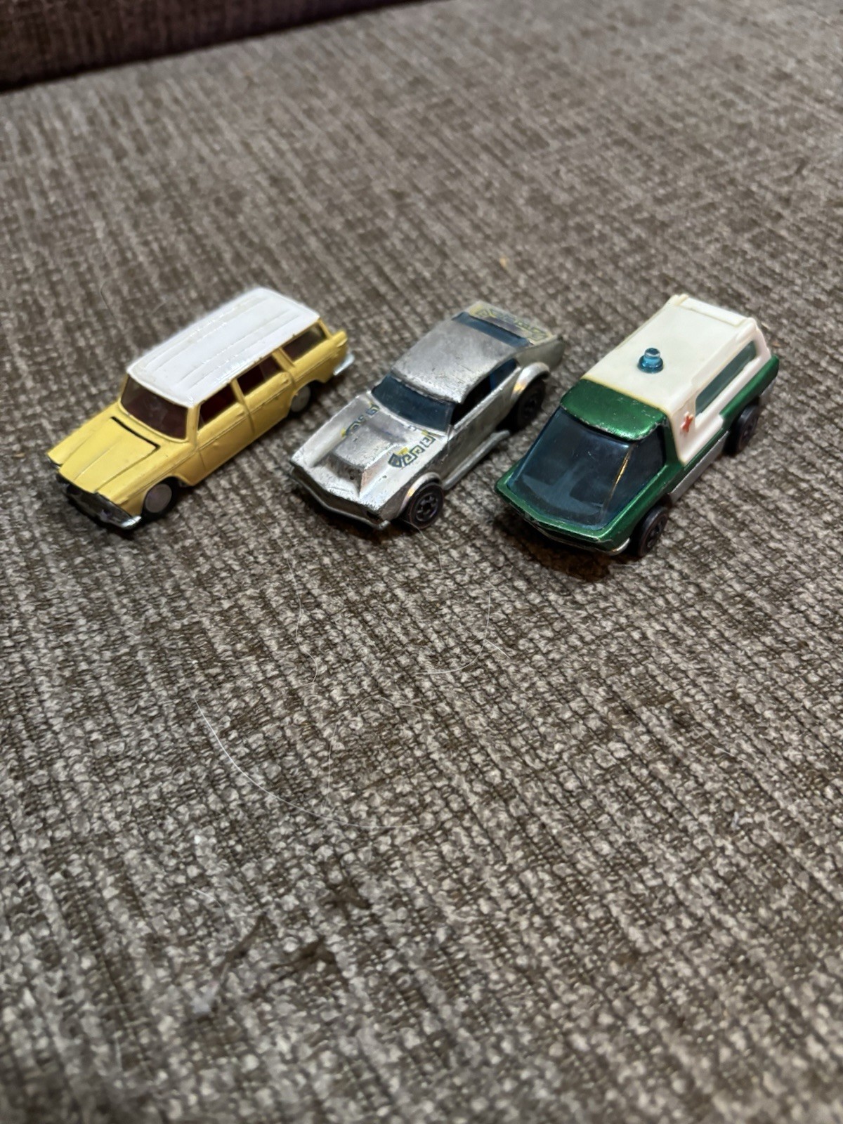 Picture 1 of 9