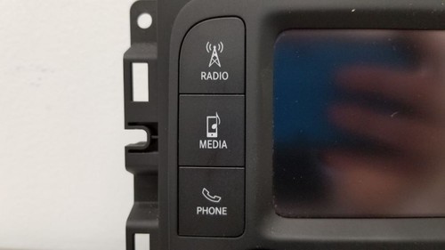 19 DODGE RAM 1500 NEW BODY RADIO AUDIO RECEIVER HEAD UNIT 68292206AF - Picture 3 of 12