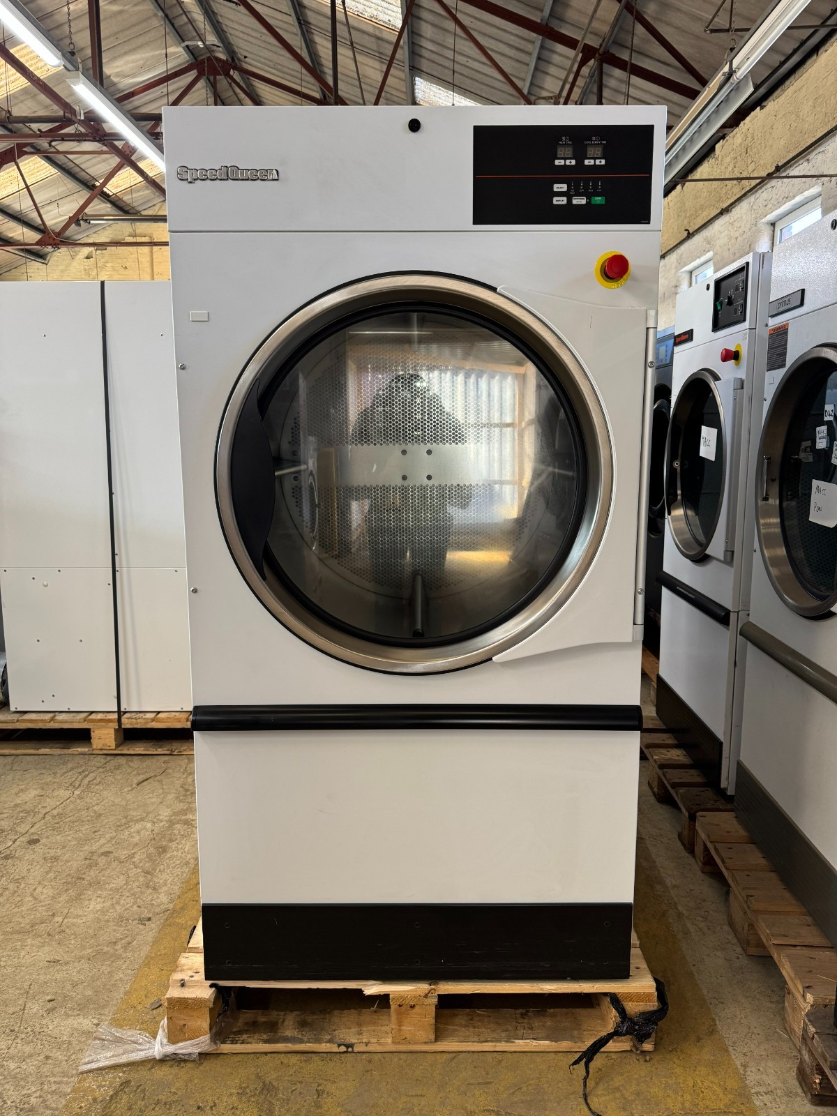 SpeedQueen 55lb (24kg) - Electric Commercial Industrial Dryer - Primus / Huebsch