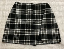 Abercrombie Fitch - Black White Plaid Mini Skirt - Size 0