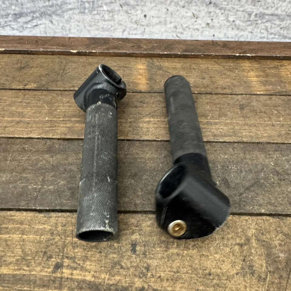 Par de extensiones de manillar Control Stix Bar Ends negro MTB 120 g falta una tapa Foto 3 de 4