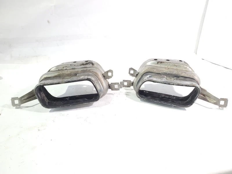 Pair of Exhaust Tips OEM 2009 BMW 750LI - Image 3 of 4