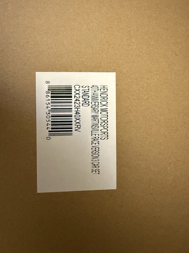 JUEGO DE 3 COCHES DE CARRERAS HENDRICK MOTORSPORTS 2024 40 ANIVERSARIO MARTINSVILLE 1/24 Foto 3 de 3