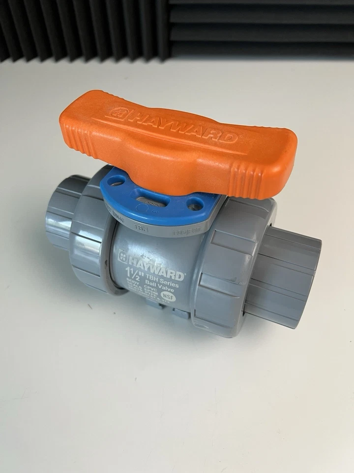 Hayward  TBH Series True Union 1 1/2”CPVC Ball Valve TBH2150A0SE0000 No Box - Image 2 of 4
