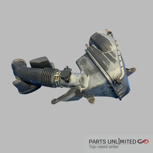 01-05 Lexus Is300 OEM filtro de aire conjunto limpiador con sensor de flujo de aire másico STOCK - Imagen 5 de 8