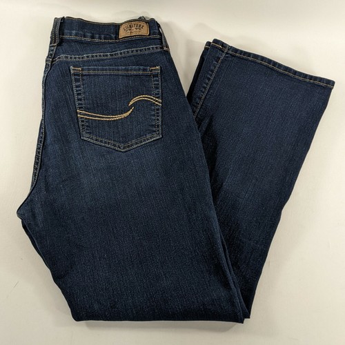 Levi Strauss Signature Curvy Bootcut 