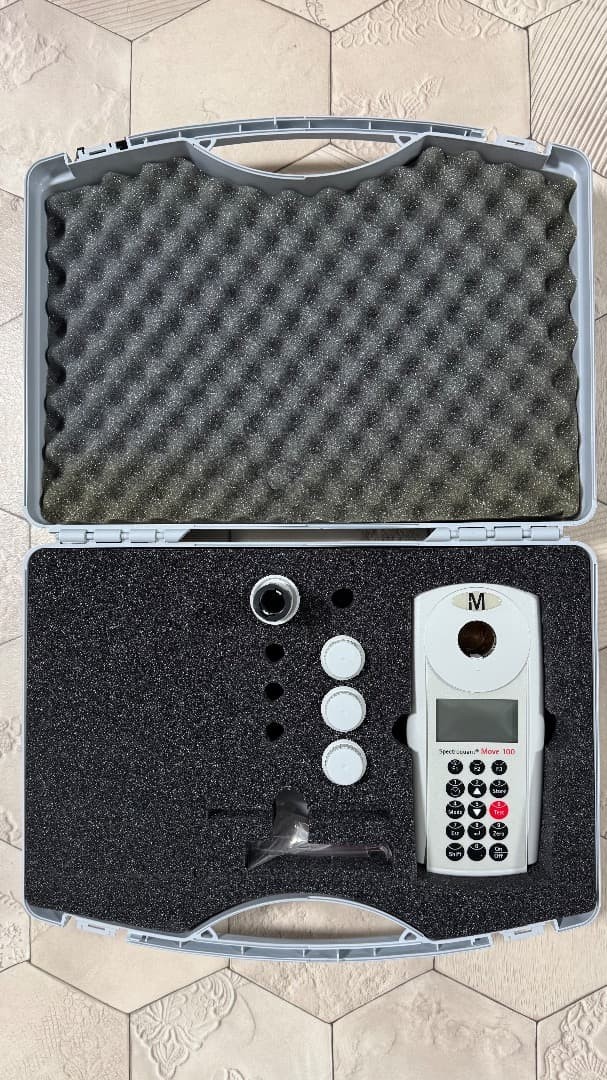Merck Spectroquant Move 100 Portable Water Quality Colorimeter