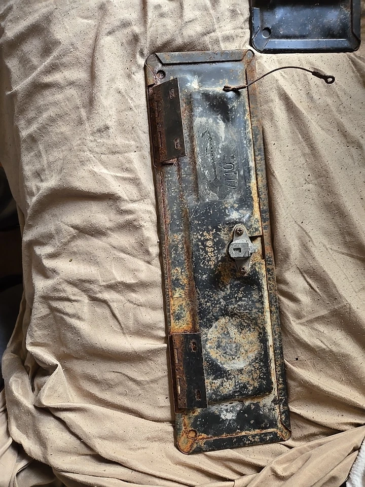 1973-79 FORD F Series TRUCK GLOVE BOX DOOR wood Trim F100 F150 F250 F350 Oem - Image 4 of 4