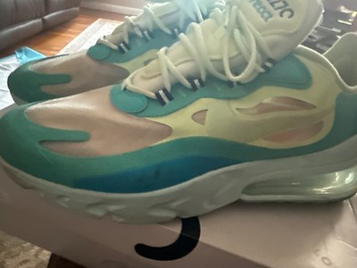 Men Nike Air Max React A04971-301, with box