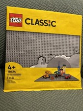 LEGO CLASSIC: Gray Baseplate (11024)