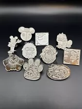 Disney Chase Trading pins Lot Of 10 Dumbo Pascal Goofy Iago Pumba Mickey Oswald