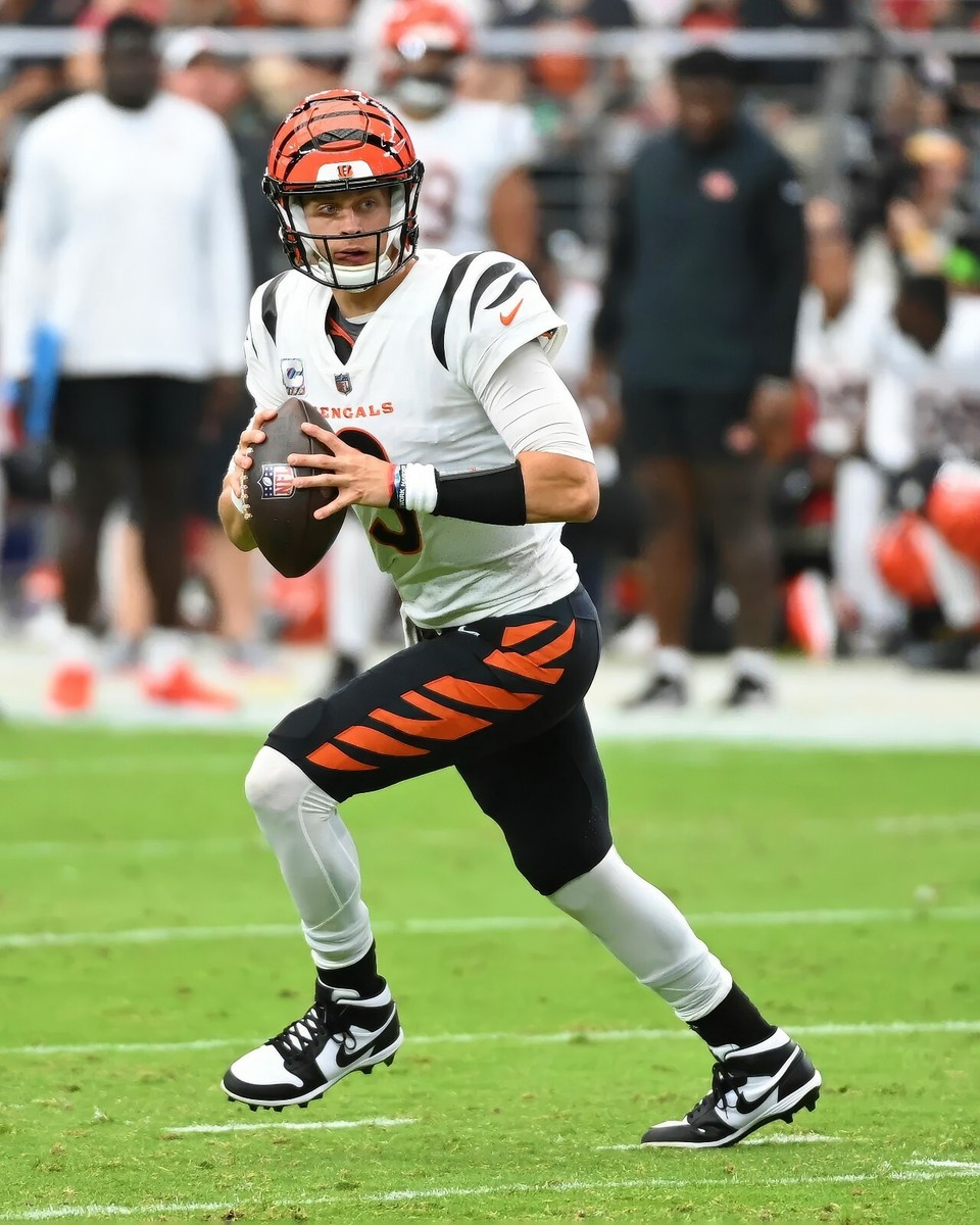 Joe Burrow #9 Cincinnati Bengals NFL 8