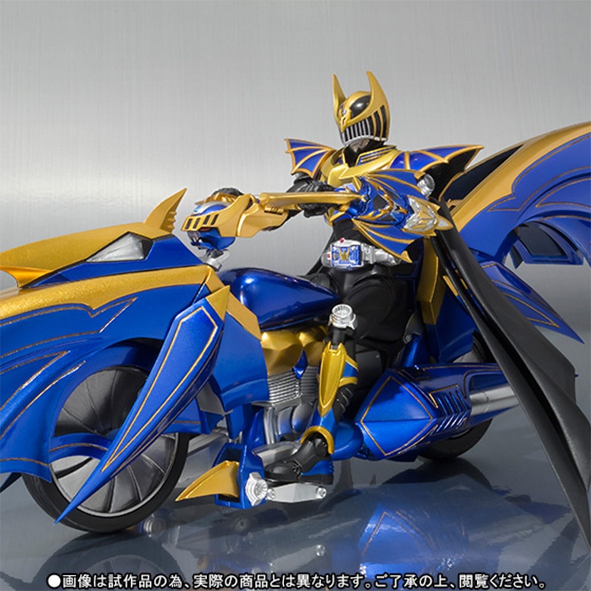S.H.Figuarts MASKED RIDER KNIGHT SURVIVE & DARKRAIDER SET