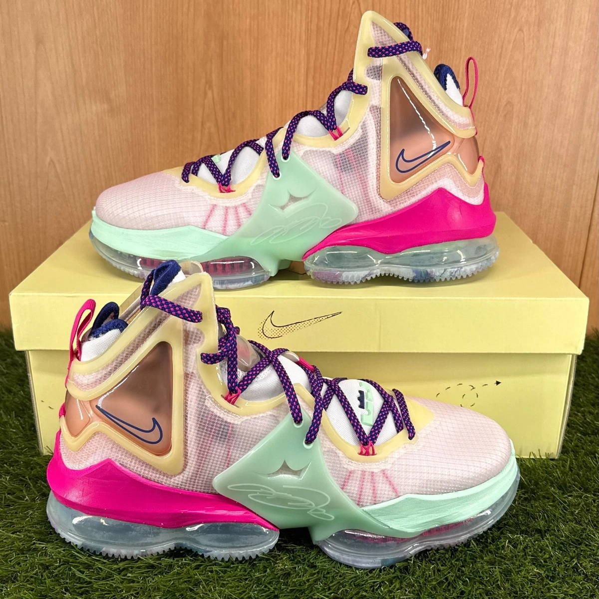 Nike LeBron 19 Valentine's Day for Sale | Authenticity Guaranteed
