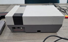 1985 Nintendo NES Working System Controller & Cords + Ice Climber & Top Gun 2