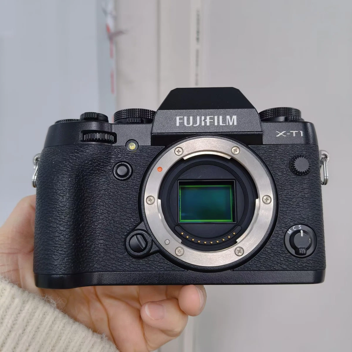 Fujifilm X-T1 Mirrorless Interchangeable Lens Cameras for Sale
